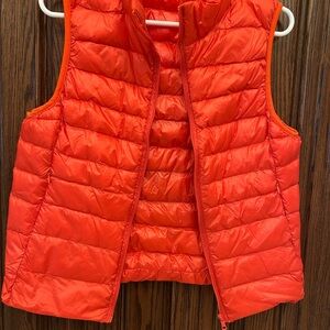 Women's Vibrant Orange Puffer Vest Sz M runs small